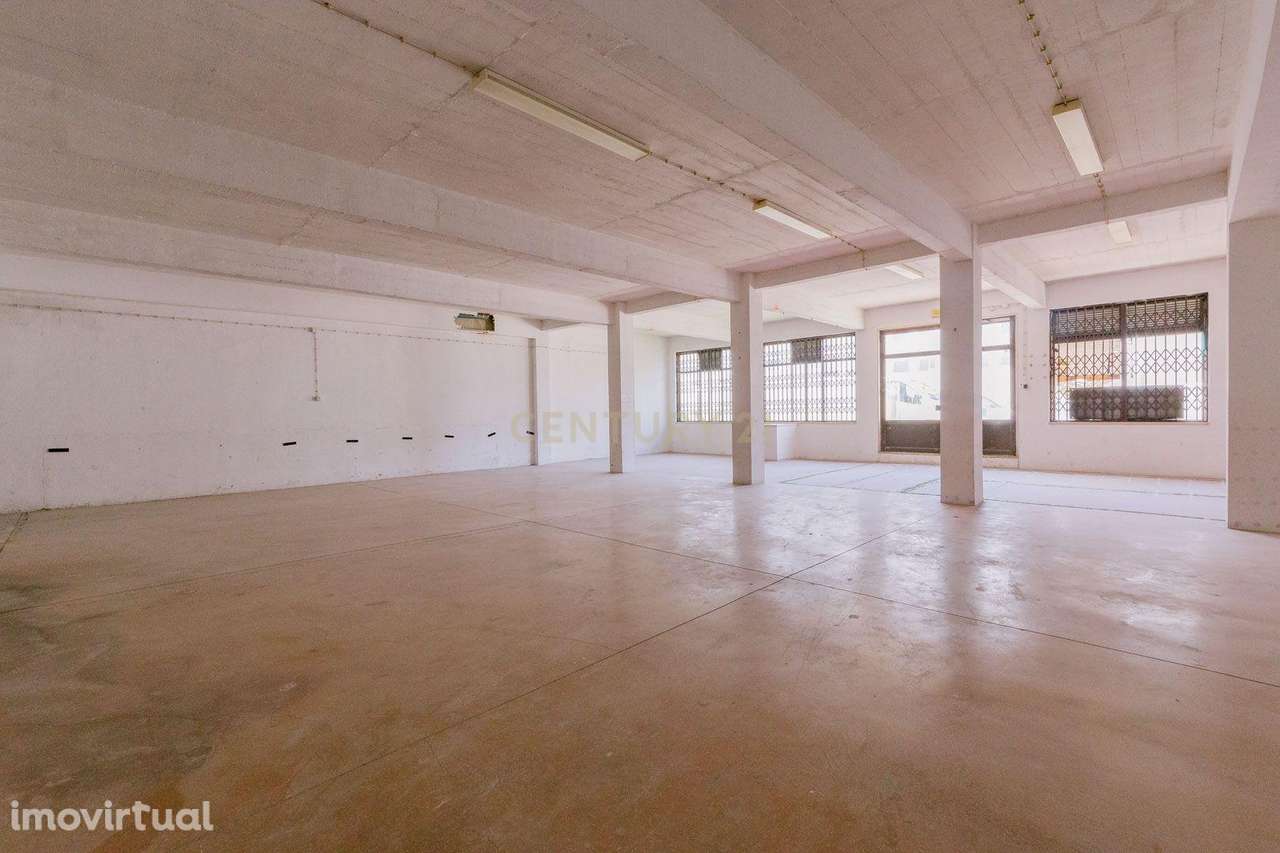 Loja Urbanização Quinta do Património/Sacavém - Grande imagem: 3/9