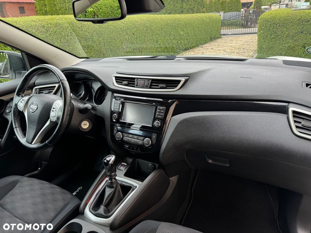 Nissan Qashqai 1.2 DIG-T Visia - 13