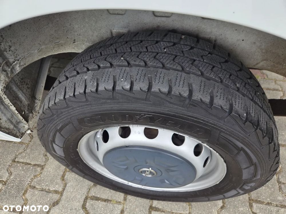 Opel Movano - 22