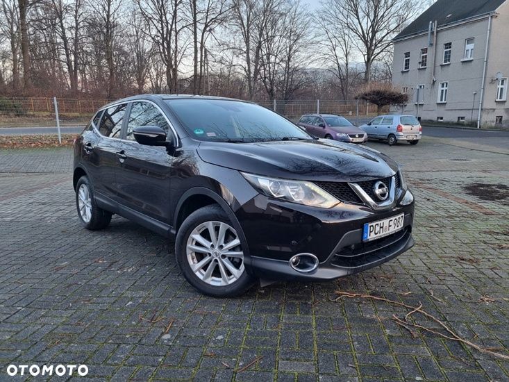 Nissan Qashqai 1.2 DIG-T TEKNA+ - 2
