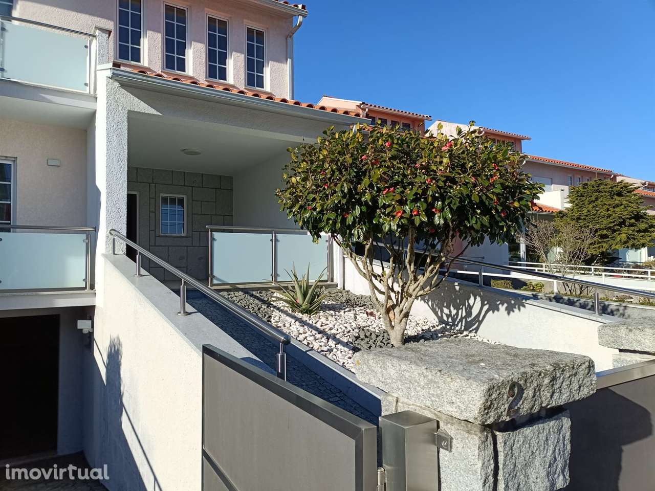 Moradia em Banda T4 Venda em Seia, São Romão e Lapa dos Dinheiros,Seia - Grande imagem: 2/18