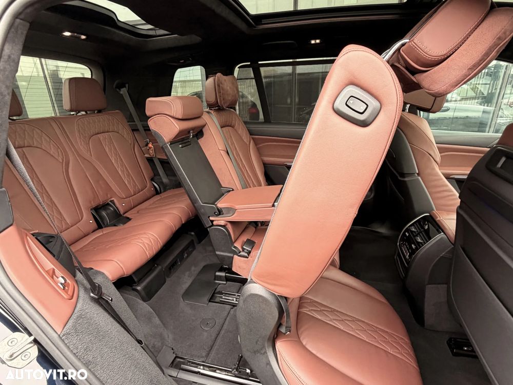 BMW X7 M50d - 9