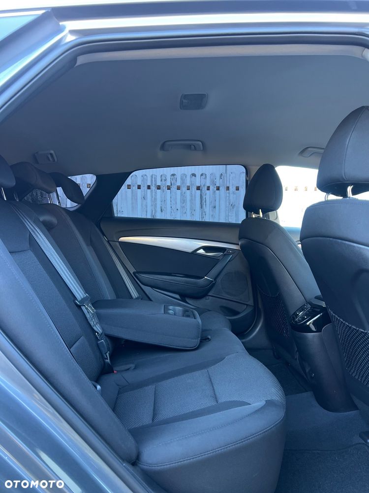 Hyundai i40 1.7 CRDi Automatik Premium - 18