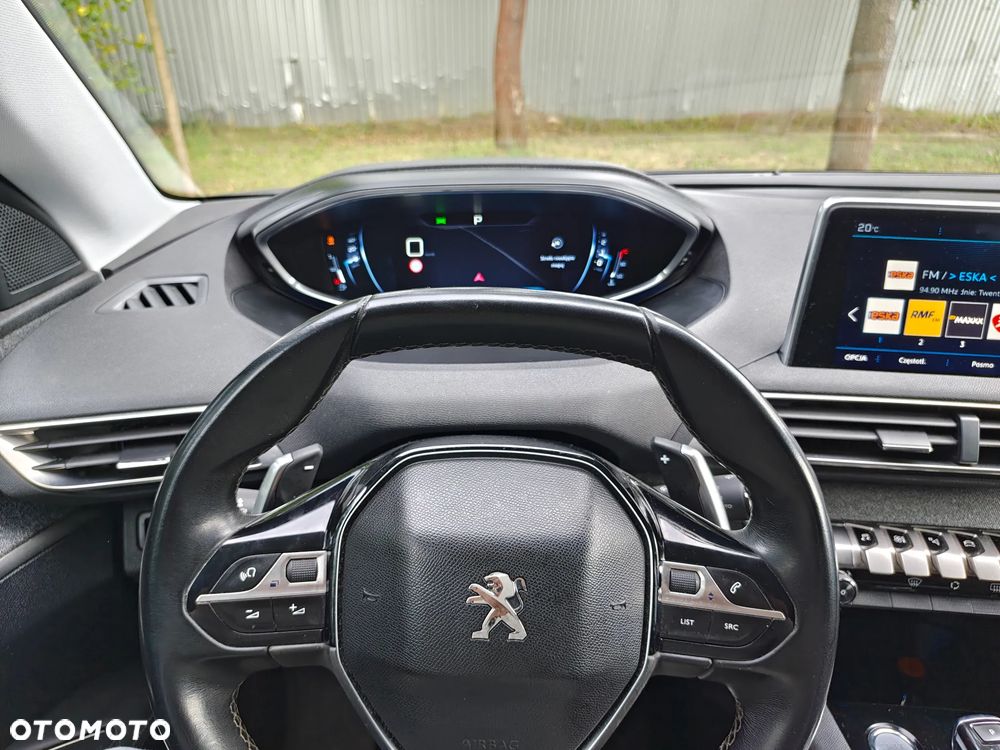 Peugeot 3008 1.2 PureTech Allure S&S EAT6 - 7