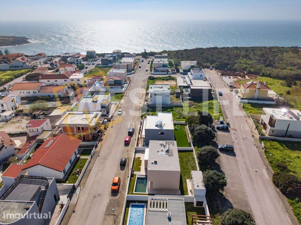 Moradia T3 NOVA com piscina - Junto à Praia de São Lourenço - A 5 m... - Grande imagem: 2/28