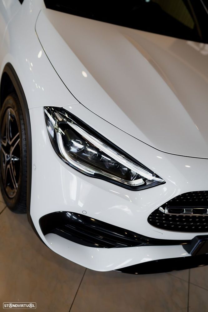 Mercedes-Benz GLA 250 e 8G-DCT AMG Line - 11