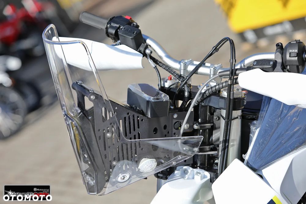 Husqvarna 701 - 4