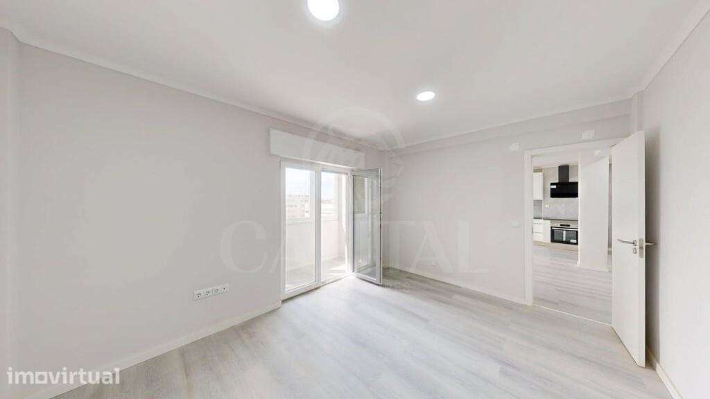 T2 em Setúbal, 64 m2, zona familiar, central e com bons acessos. - Grande imagem: 2/30