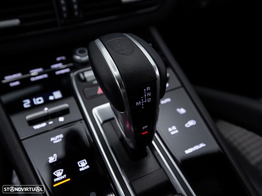 Porsche Cayenne Coupé Turbo S E-Hybrid - 31