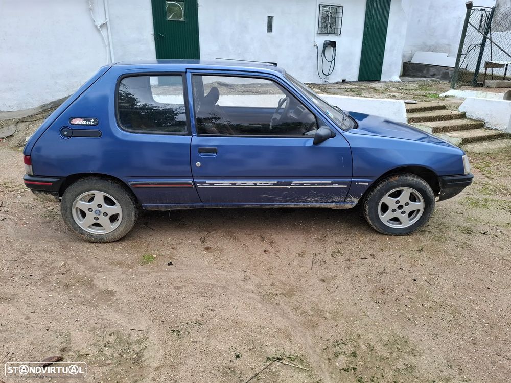 Peugeot 205 GLD 1.8 - 2