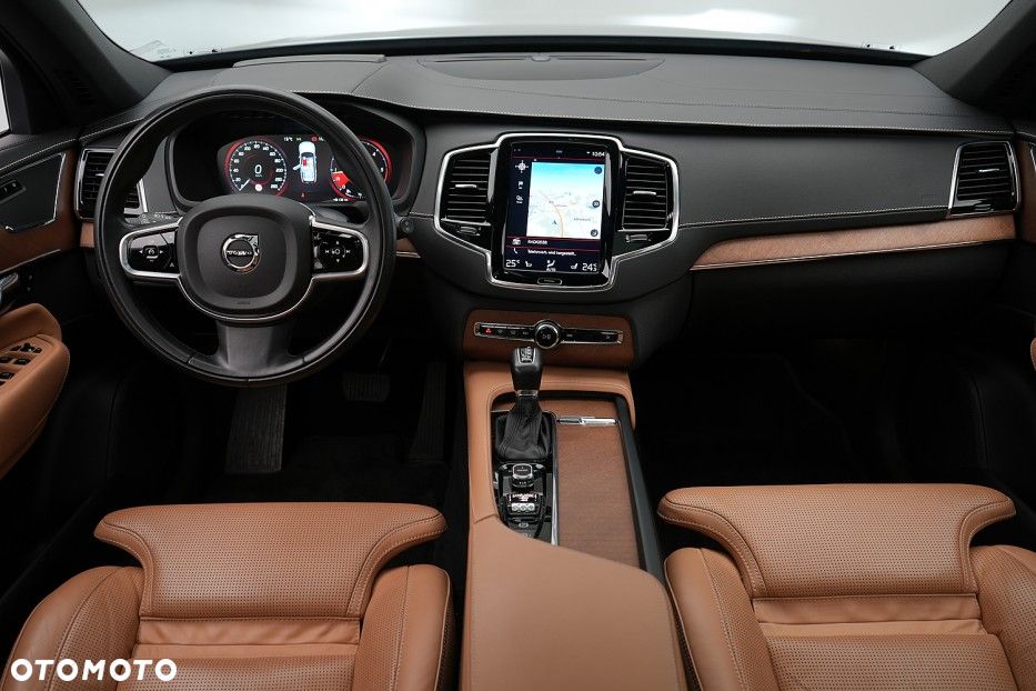 Volvo XC 90 D5 AWD Inscription 7os - 5