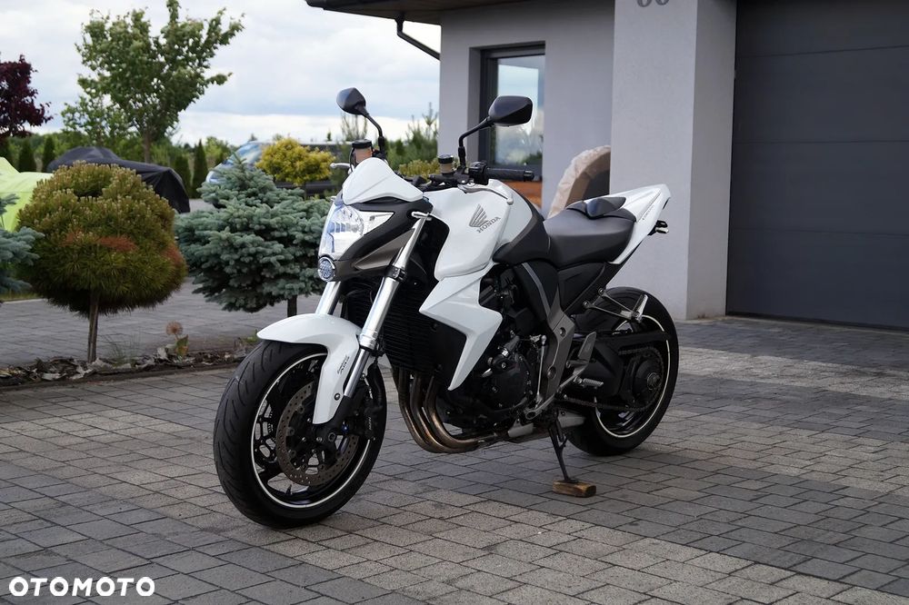 Honda CB - 3