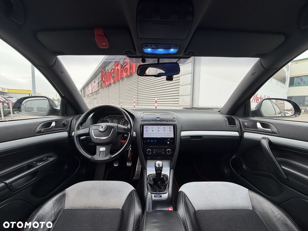 Skoda Octavia - 8