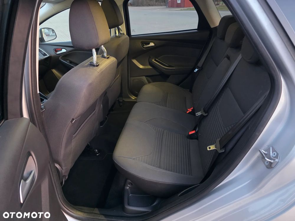 Ford Focus SW 2.0 TDCi Titanium ASS - 18