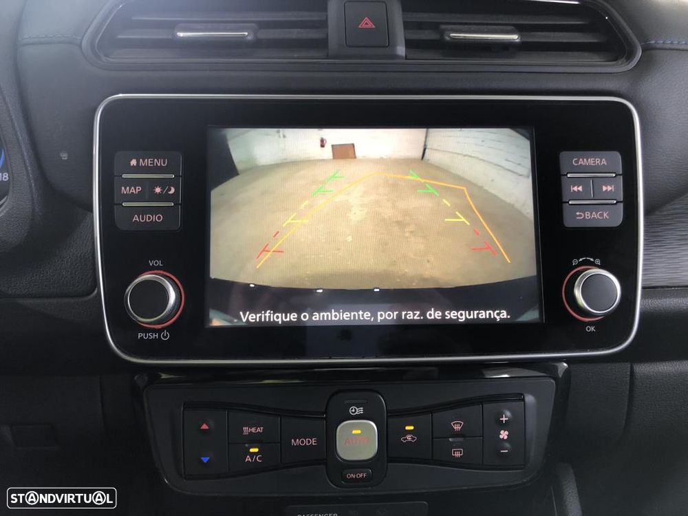 Nissan Leaf Acenta - 10