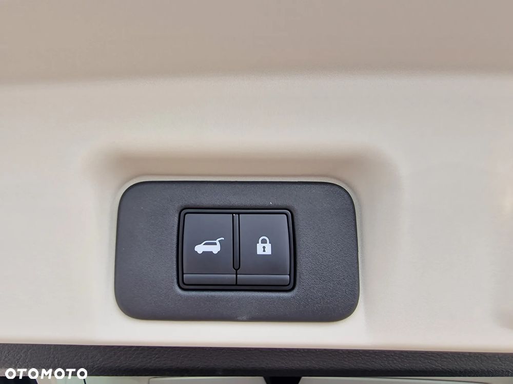 Nissan Ariya 87kWh E-4orce Evolve - 11