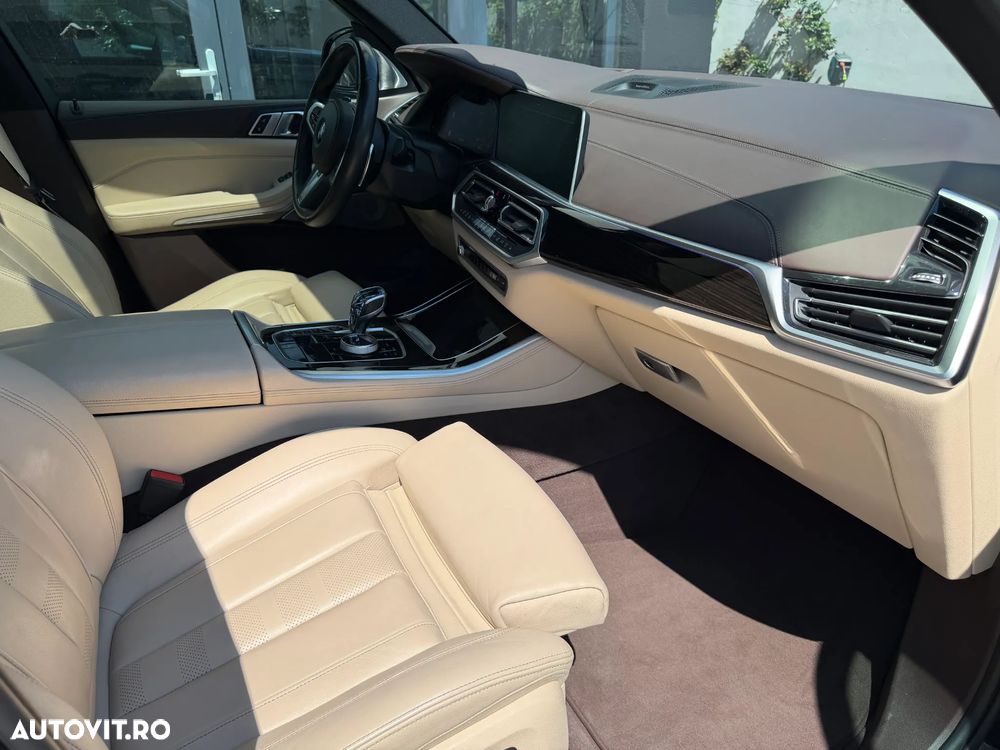 BMW X5 xDrive40i - 11