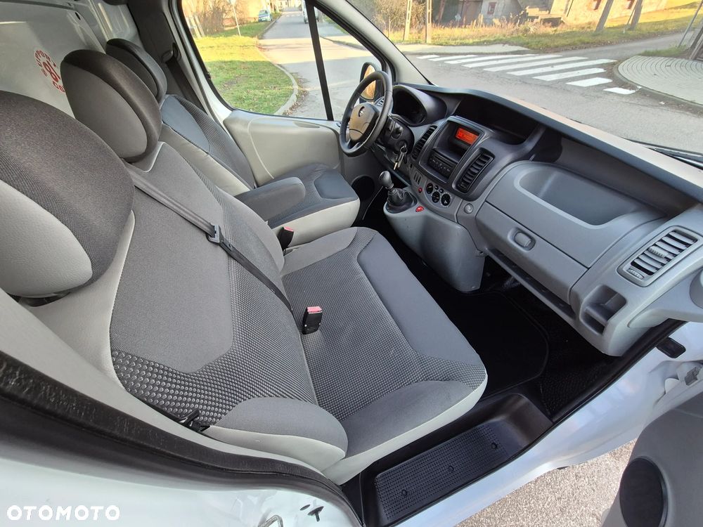 Opel Vivaro - 26