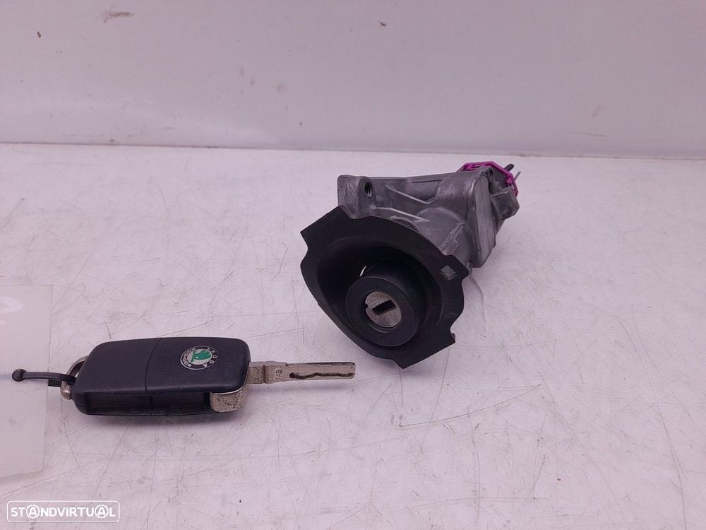 Canhão da ignição SKODA Fabia II Hatchback (542, 5J) - 1