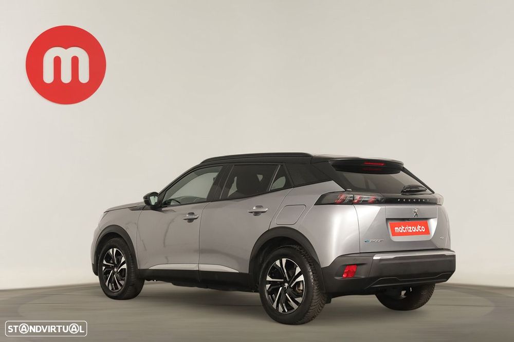 Peugeot e-2008 50 kWh GT - 3