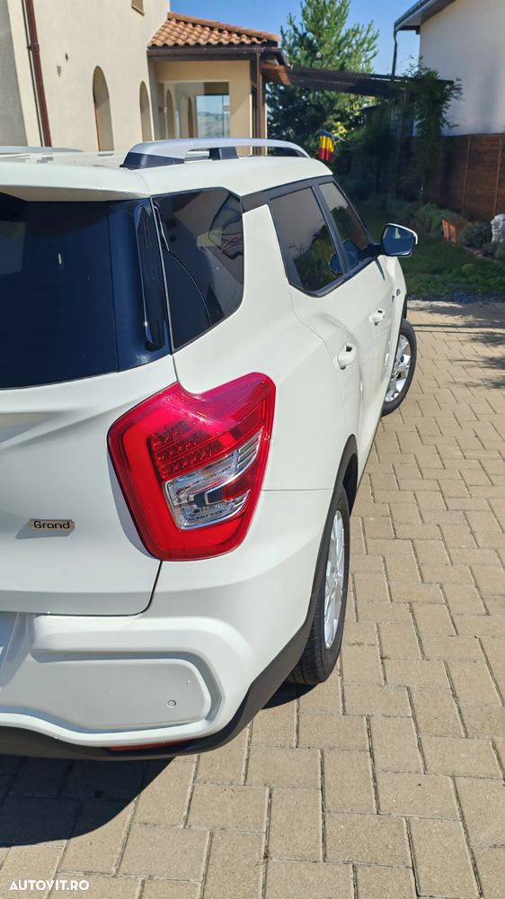 SsangYong Tivoli Grand - 6