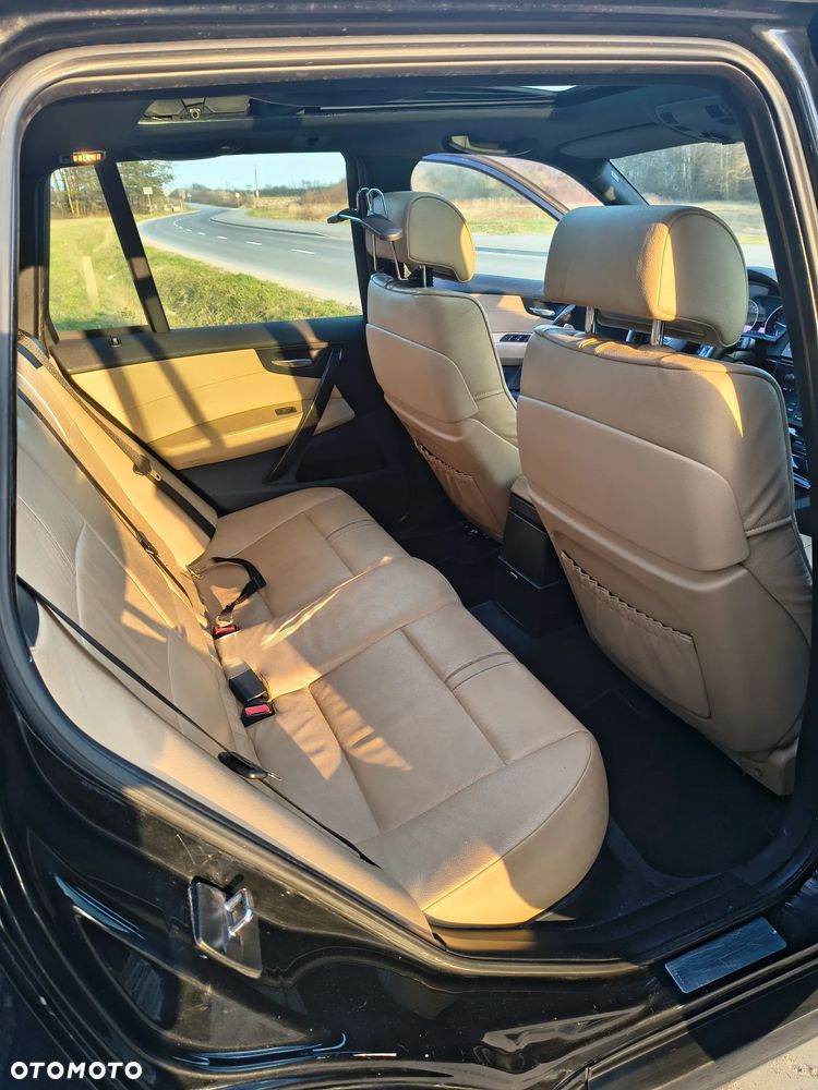 BMW X3 xDrive35d - 13