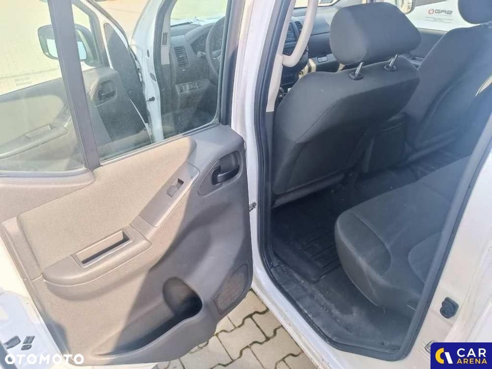Nissan Navara 2.5 D XE 140 - 14
