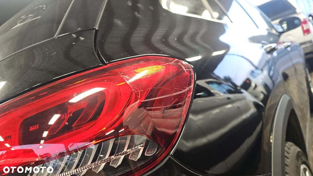 Mercedes-Benz GLA - 7