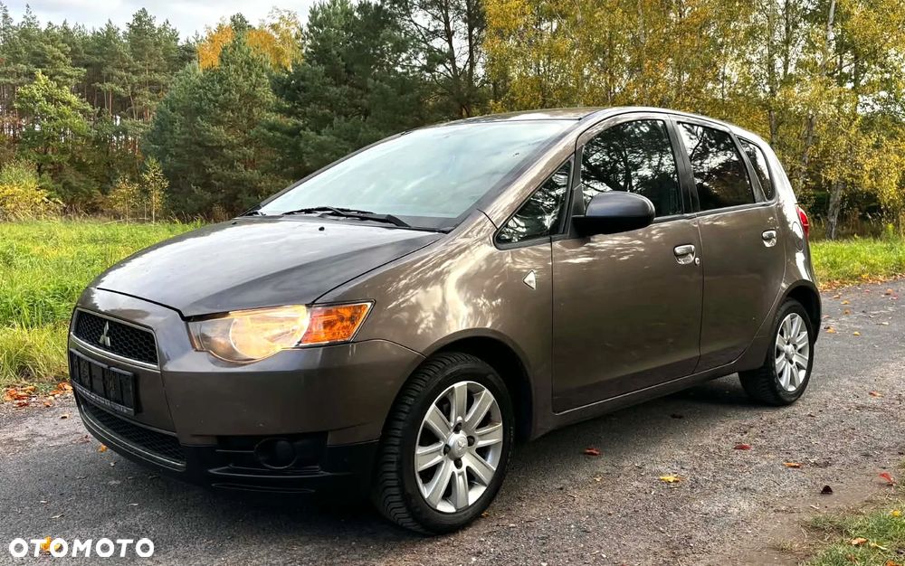 Mitsubishi Colt 2011 photo 5
