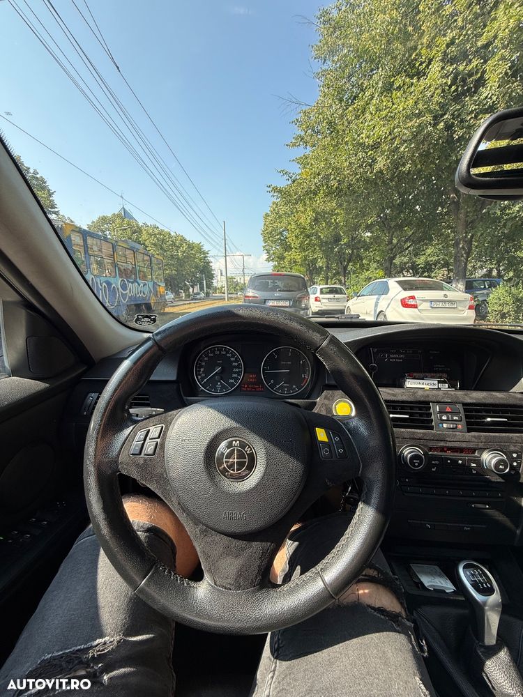 BMW Seria 3 318d - 3