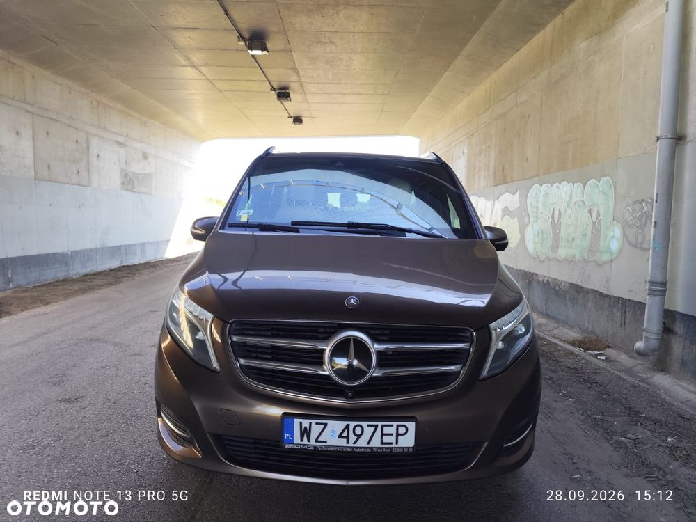 Mercedes-Benz V-Class 2016 photo 2
