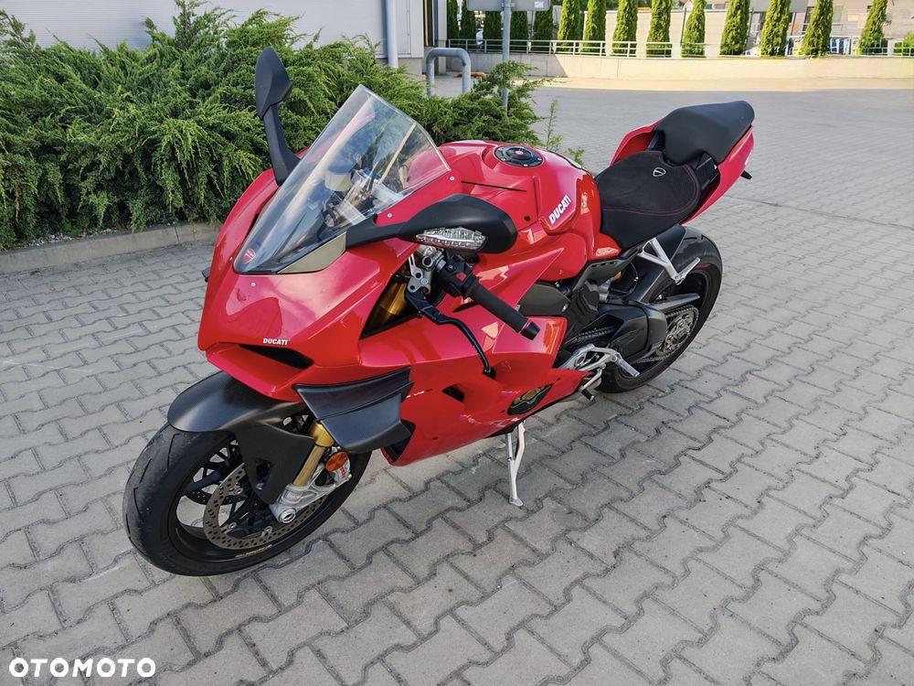 Ducati Panigale V4S - 2