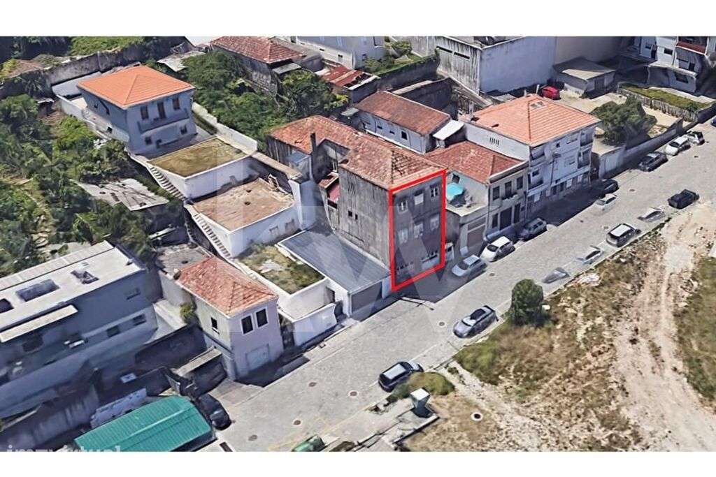PRÉDIOS EM PROPRIEDADE TOTAL, PARA CONVERSÃO EM 10 APARTAMENTOS T1 (VI - Grande imagem: 4/26