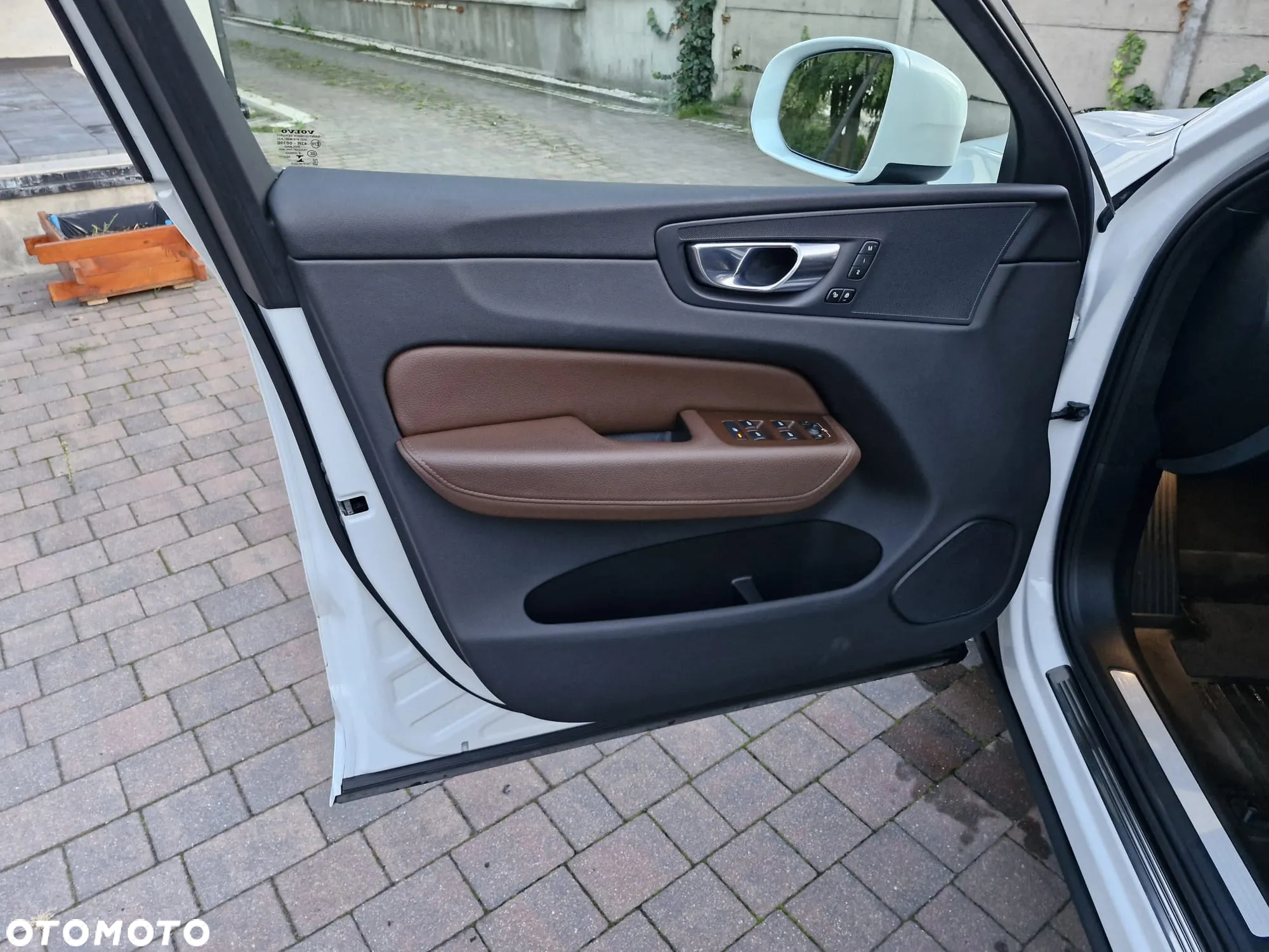 Volvo XC 60 T5 AWD Momentum - 19