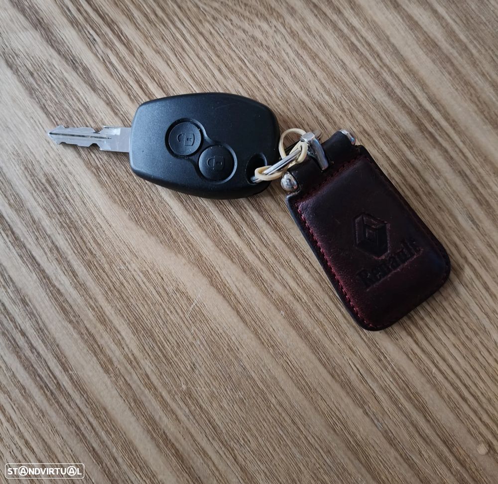 Dacia Duster 1.5 dCi Prestige 135g 4WD - 28