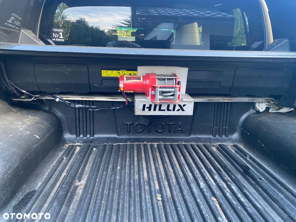 Toyota Hilux 2.8 D-4D Double Cab Invincible 4x4 - 9
