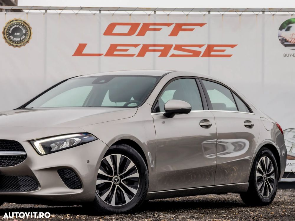 Mercedes-Benz A 180 d Sedan 7G-DCT - 9