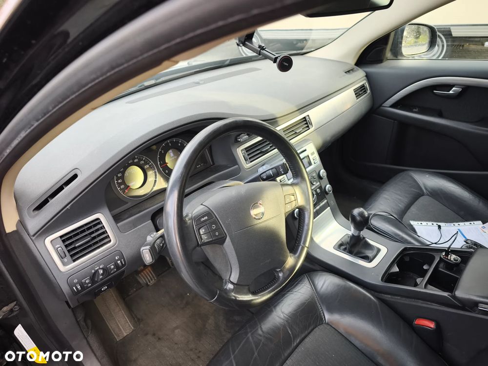 Volvo V70 2.4 D DPF Momentum - 19