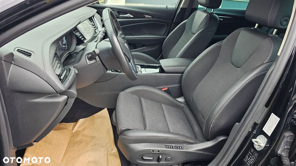 Opel Insignia 1.6 T Exclusive S&S - 9