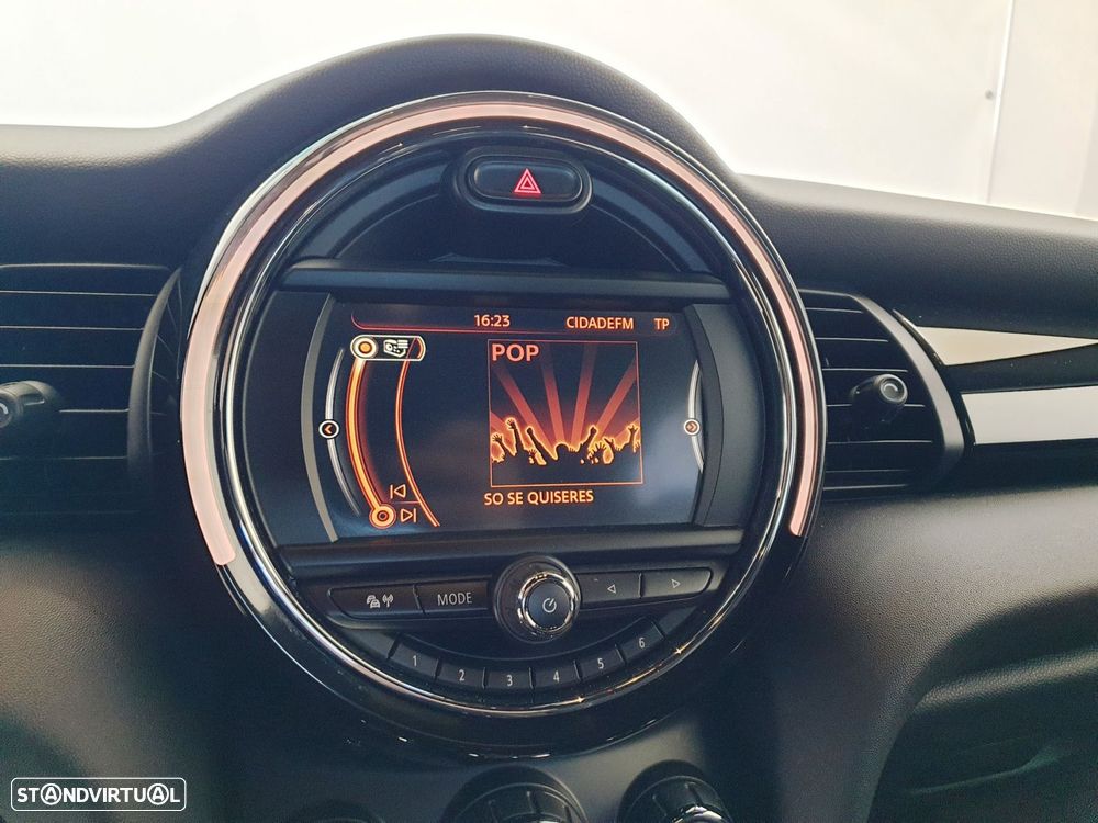 MINI 5 Portas Cooper D - 21