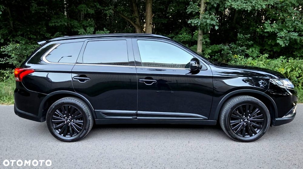 Mitsubishi Outlander 2.0 Instyle + 4WD CVT - 4