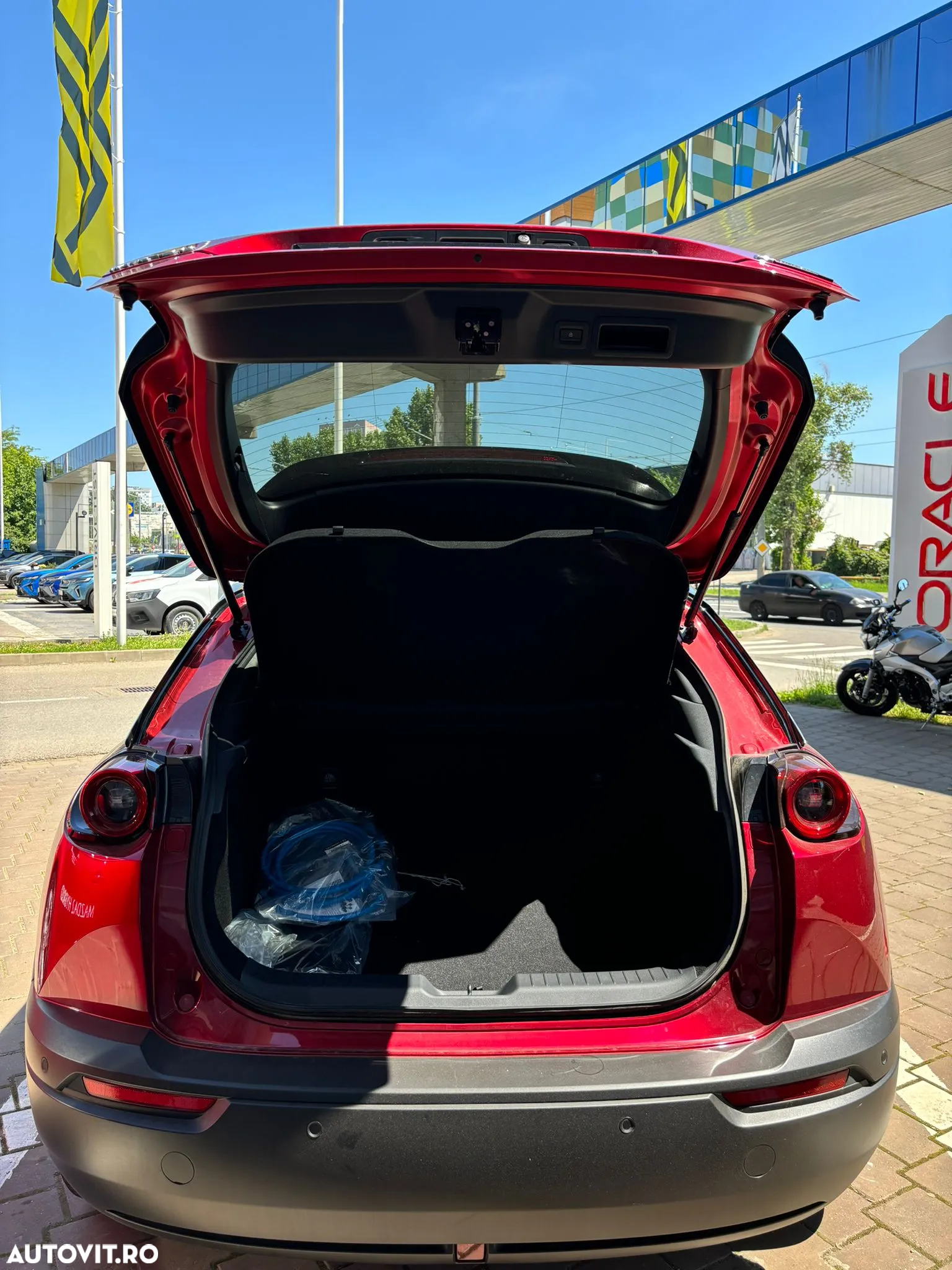Mazda MX-30 e-Skyactiv EV Makoto (Modern Confidence) - 5