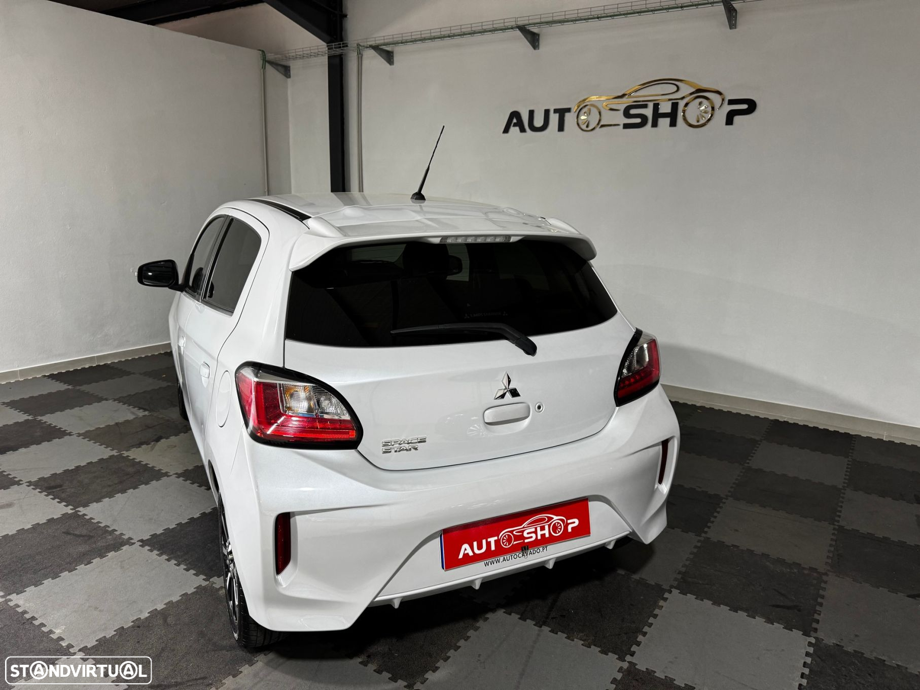 Mitsubishi Space Star 1.2 Intense Connect Edition - 24