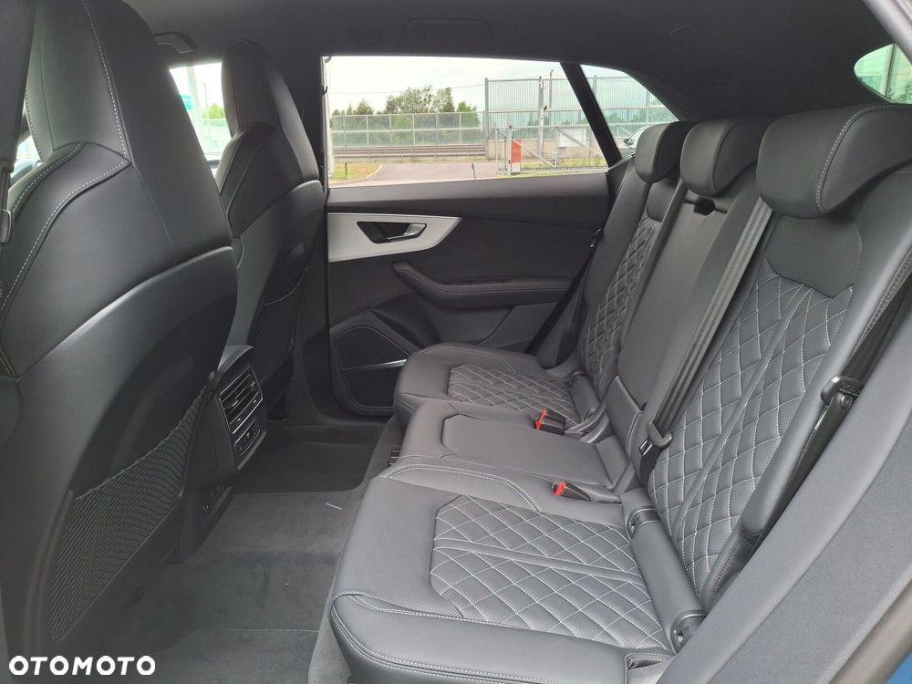 Audi Q8 - 27