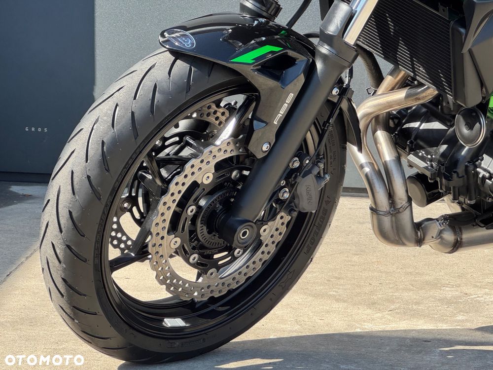 Kawasaki Z 650 - 19
