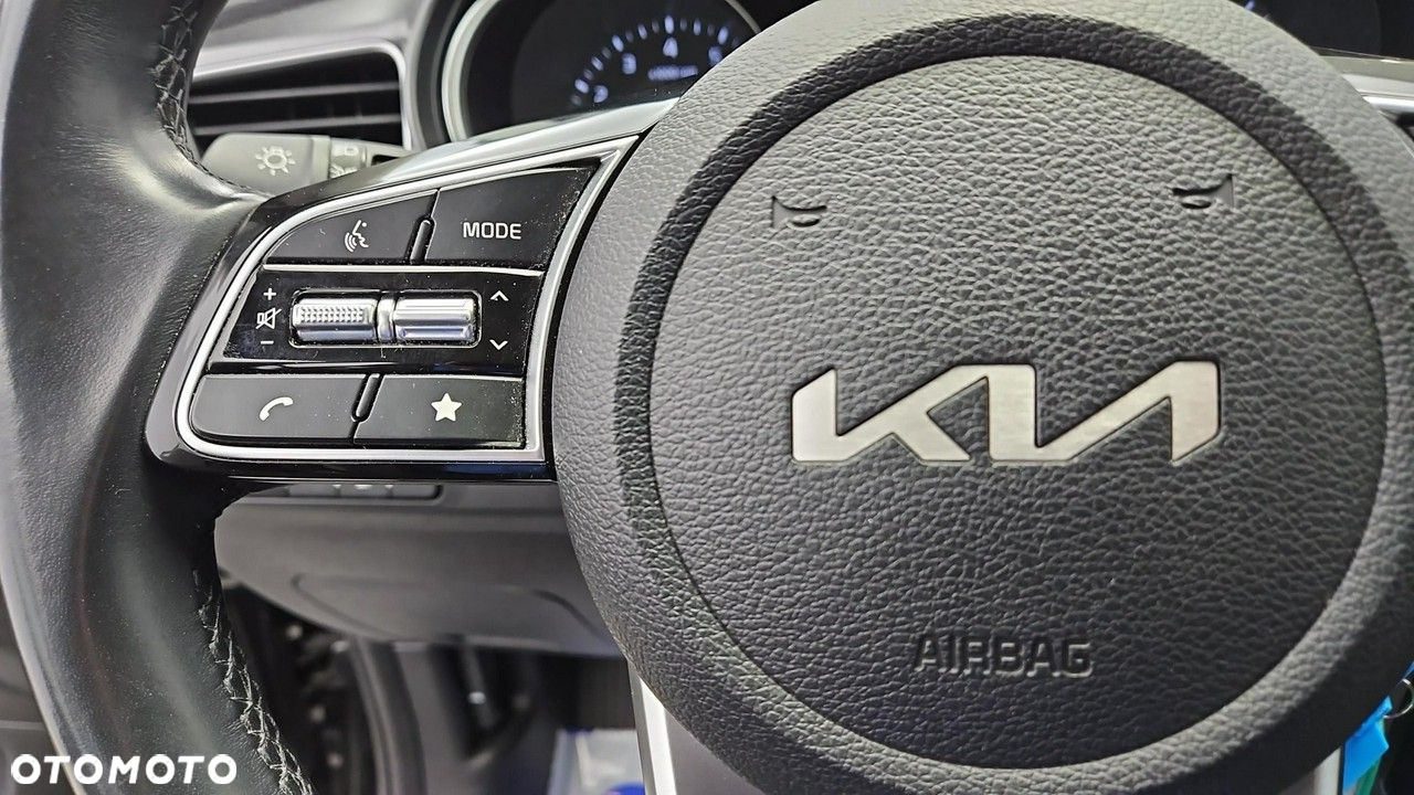 Kia Ceed 1.5 T-GDI M - 16