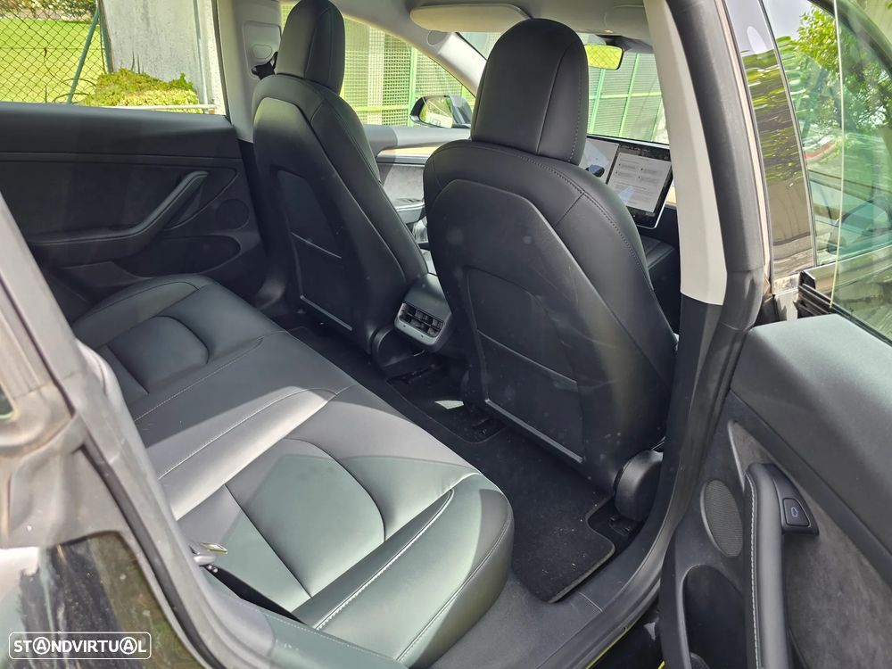 Tesla Model 3 Performance Dual Motor AWD - 14