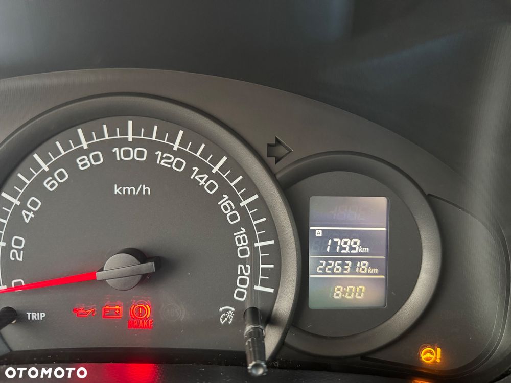 Suzuki Swift 1.2 Club - 10