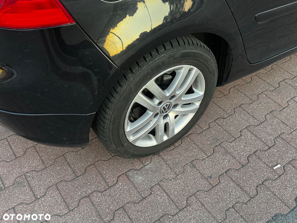 Volkswagen Golf 1.9 TDI Individual - 4