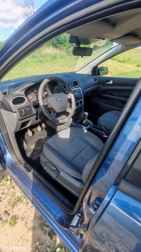 Ford Focus - 8